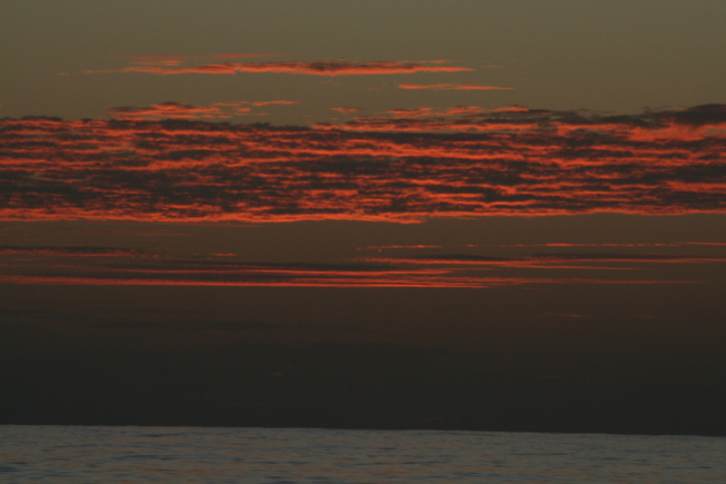 tot le matin par 1 degre Nord, ca sent le pot au noir. 