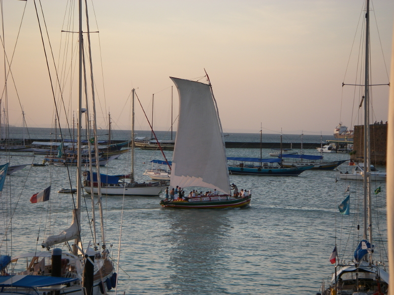 la voile couleur locale