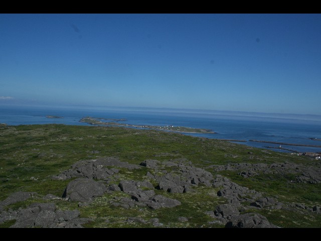 33. vue plongeante sur l\'ile aux marins, l\'ile aux pigeons, l ile aux vainqueurs...