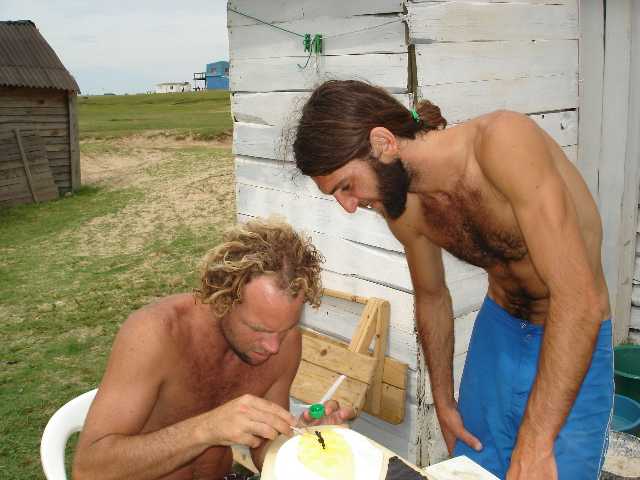 petite reparation avec fabio, on fait de la résine